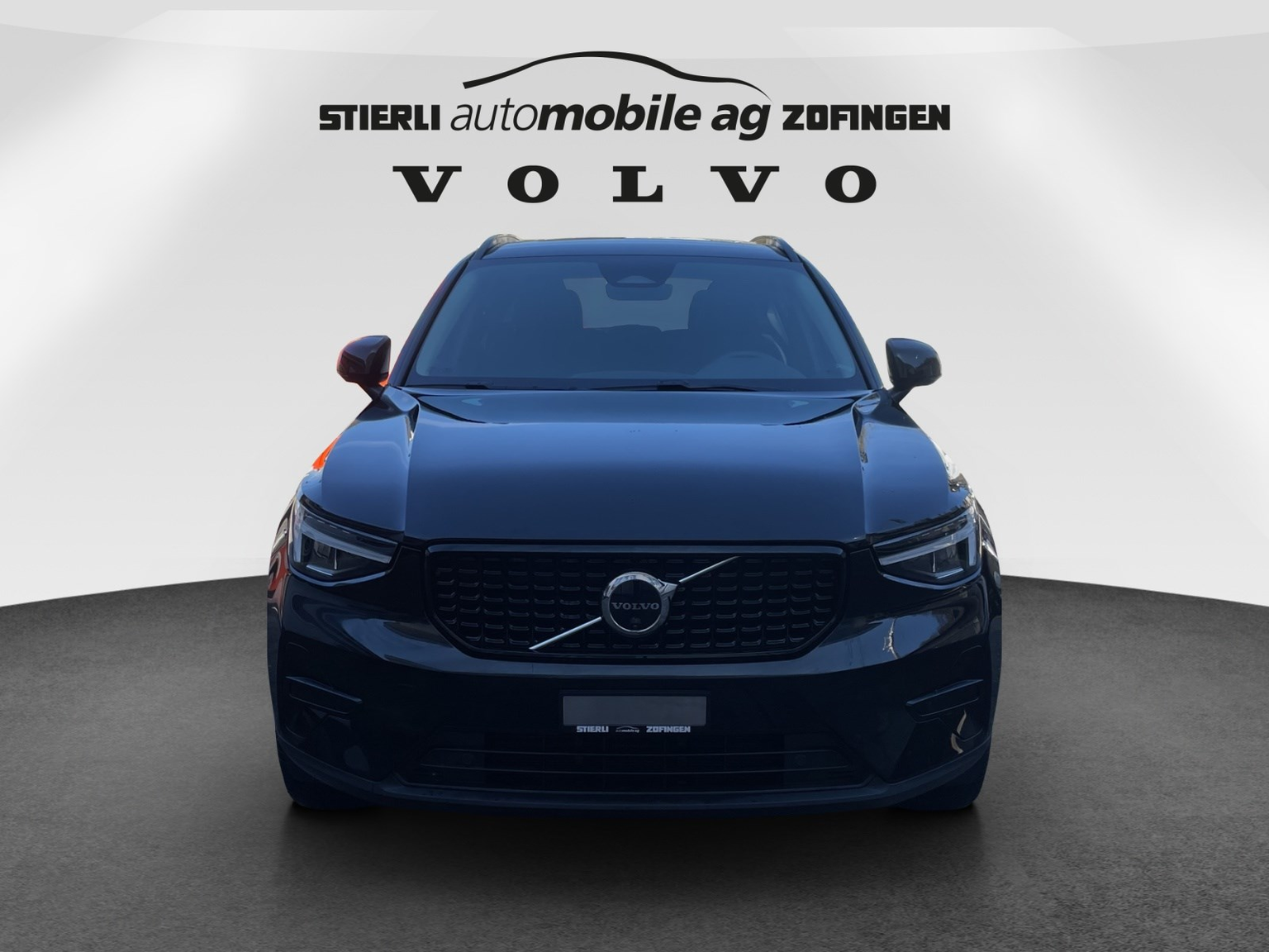 VOLVO XC40 2.0 B4 MH Plus Dark