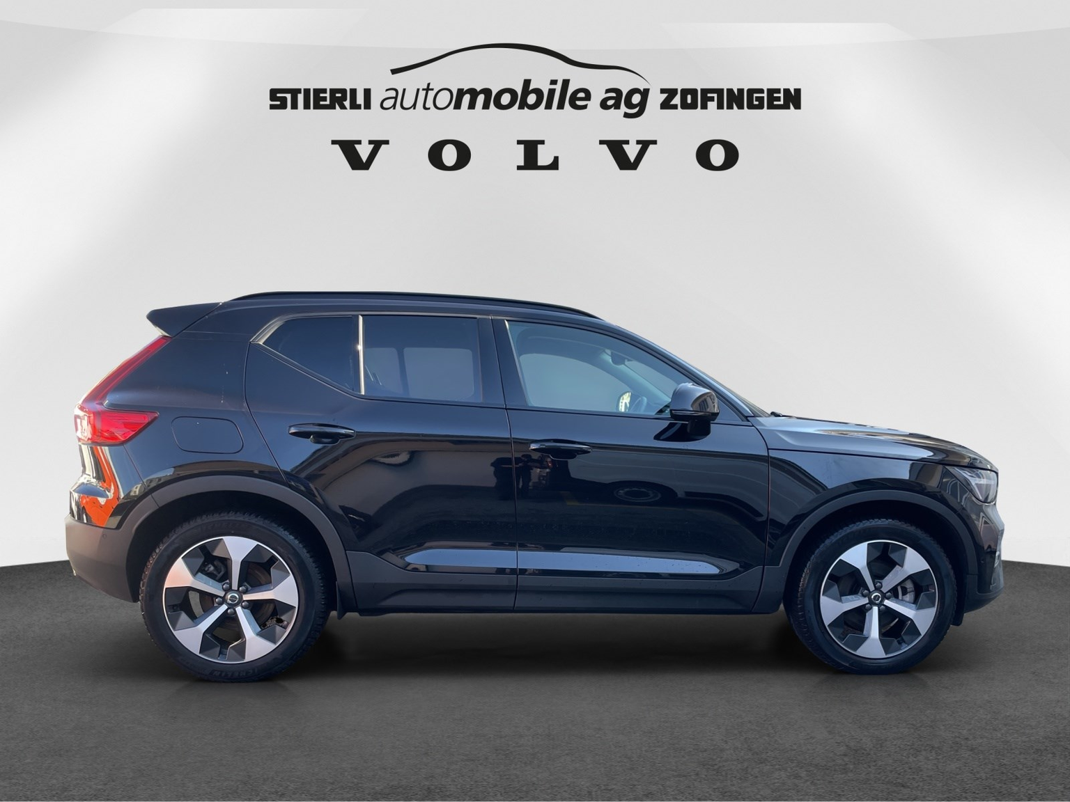 VOLVO XC40 2.0 B4 MH Plus Dark