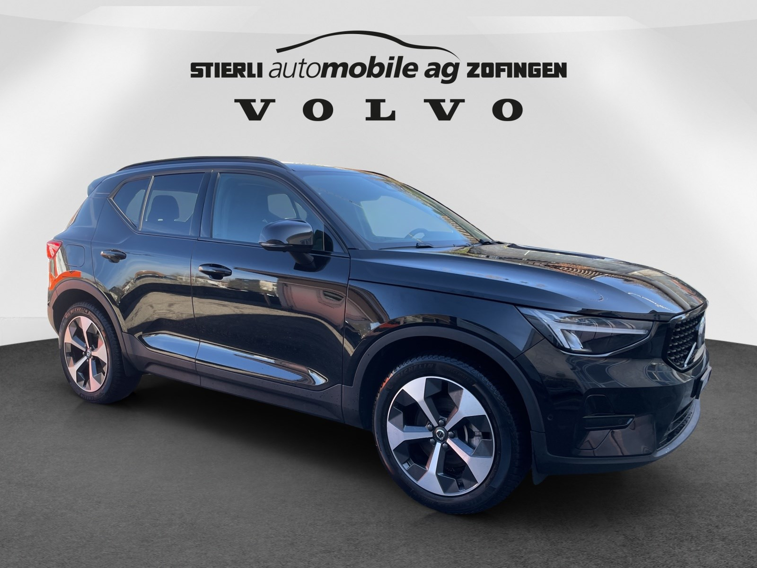 VOLVO XC40 2.0 B4 MH Plus Dark