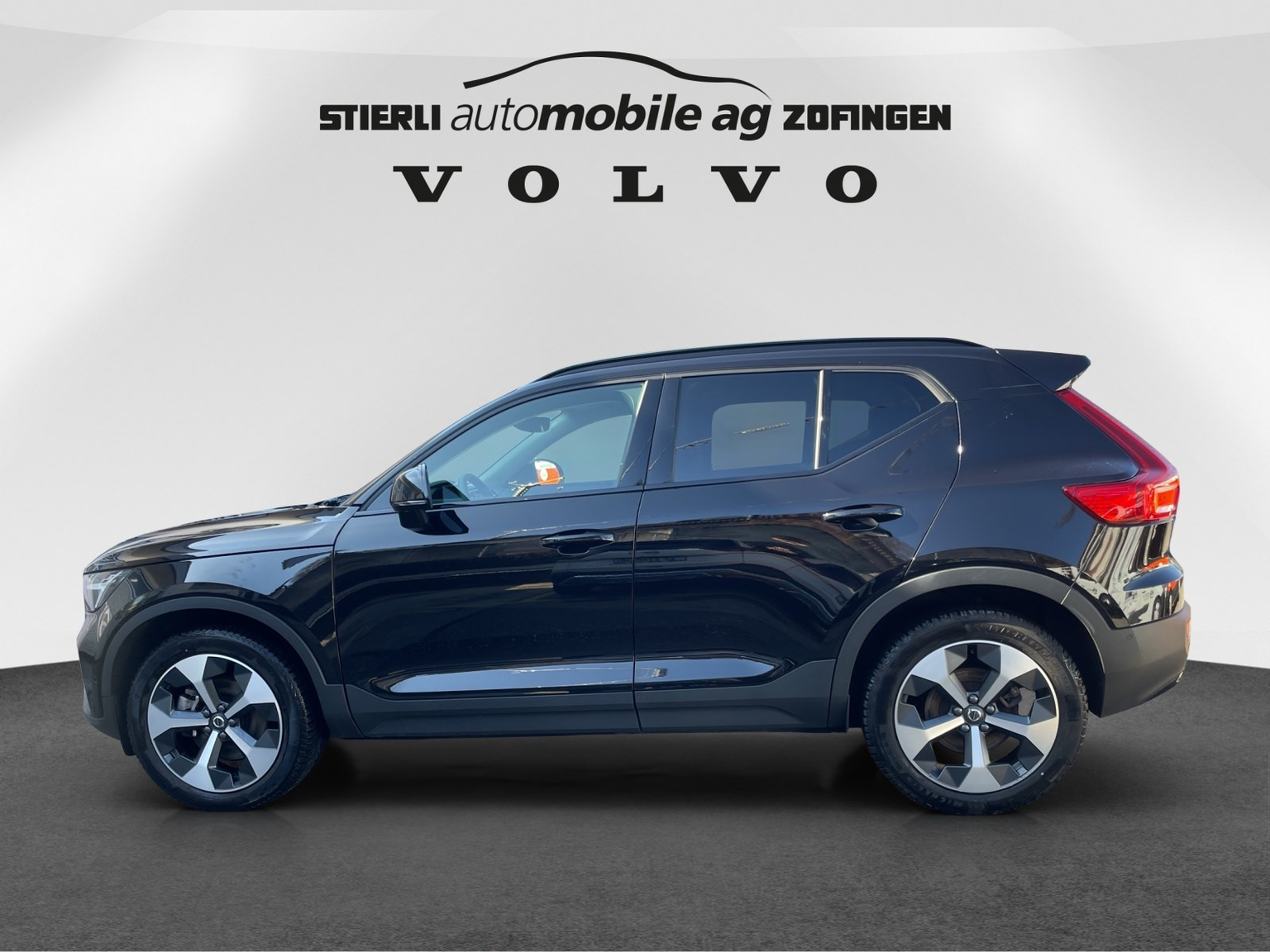VOLVO XC40 2.0 B4 MH Plus Dark