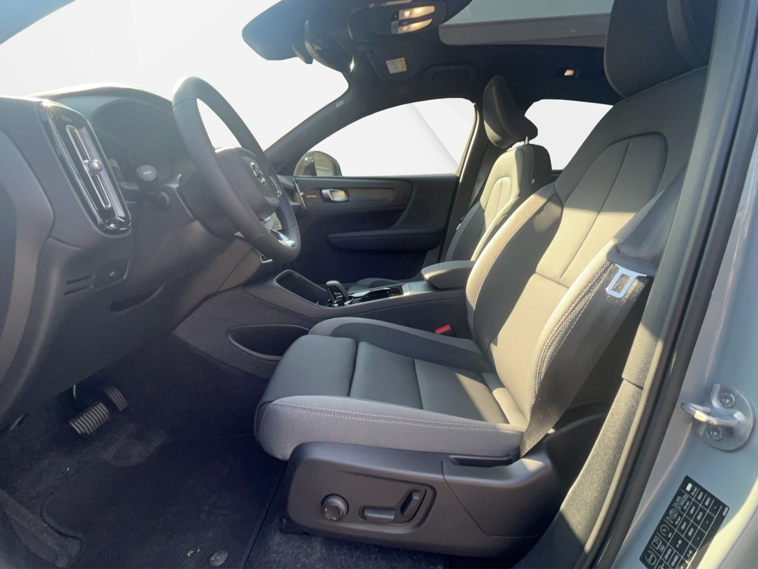 VOLVO C40 E80 Ultimate AWD