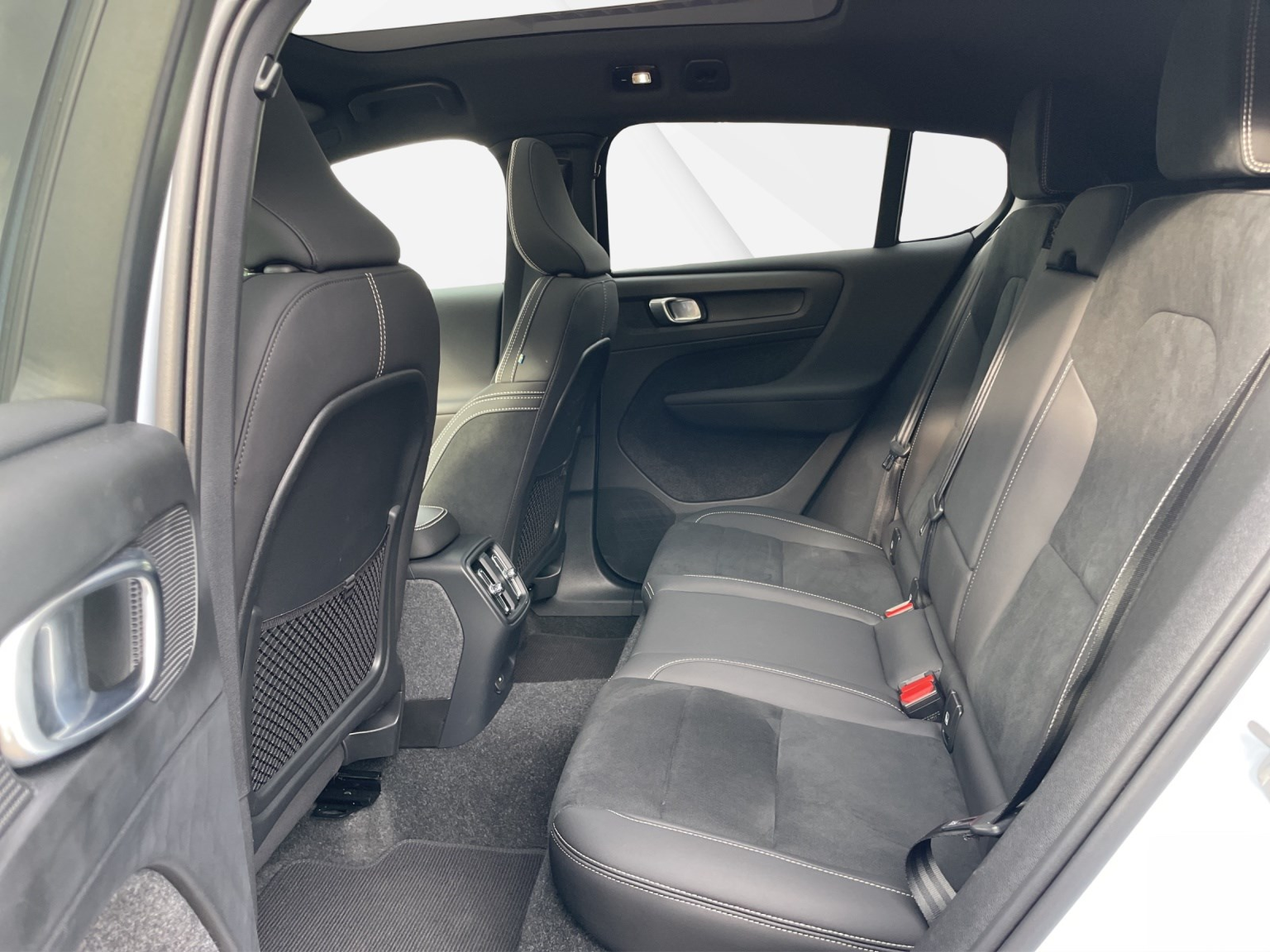VOLVO C40 E80 Plus AWD