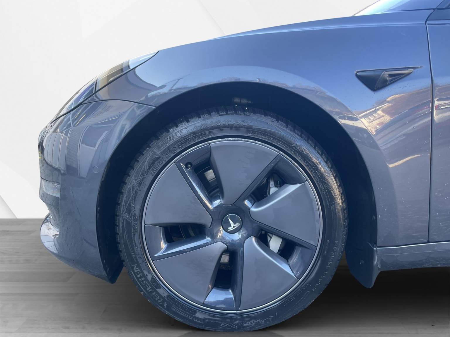 TESLA Model 3 Long Range D