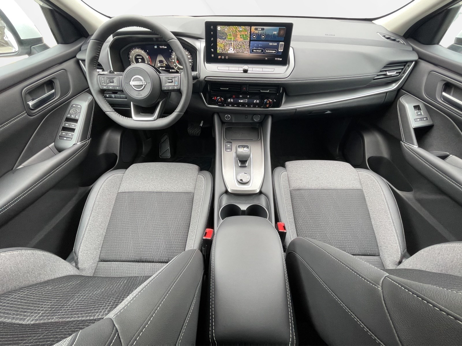 NISSAN Qashqai 1.3 DIG-T 158 N-Connecta 4x4