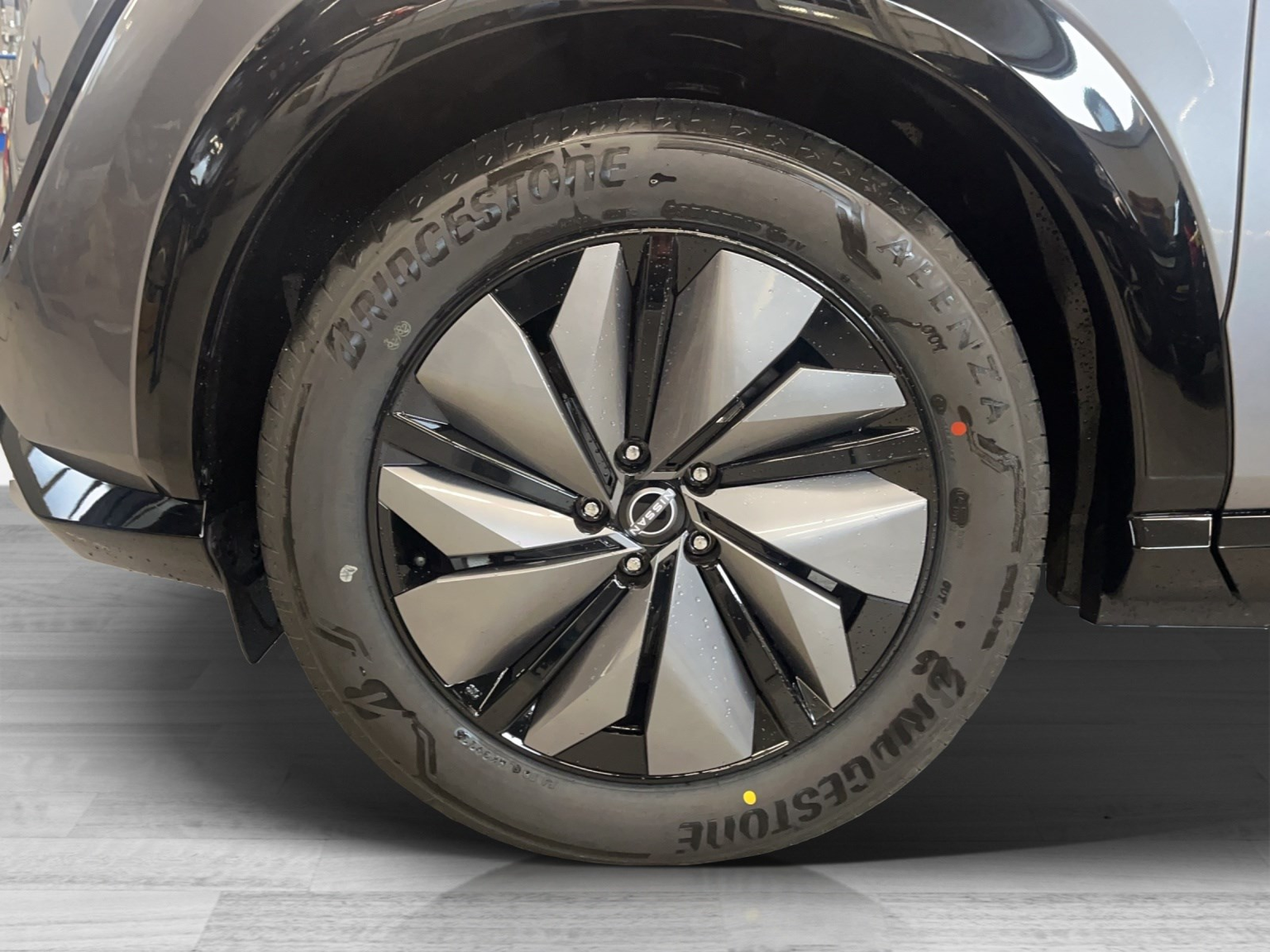 NISSAN Ariya Advance