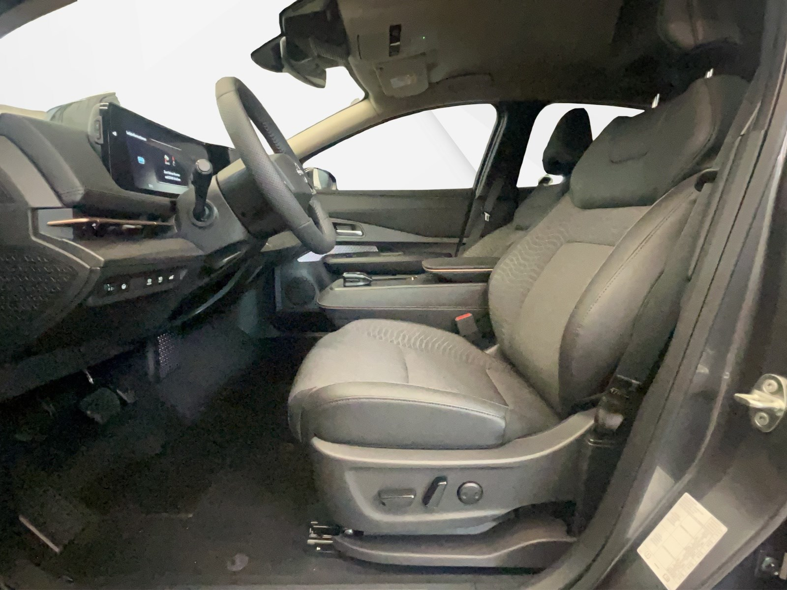 NISSAN Ariya Advance