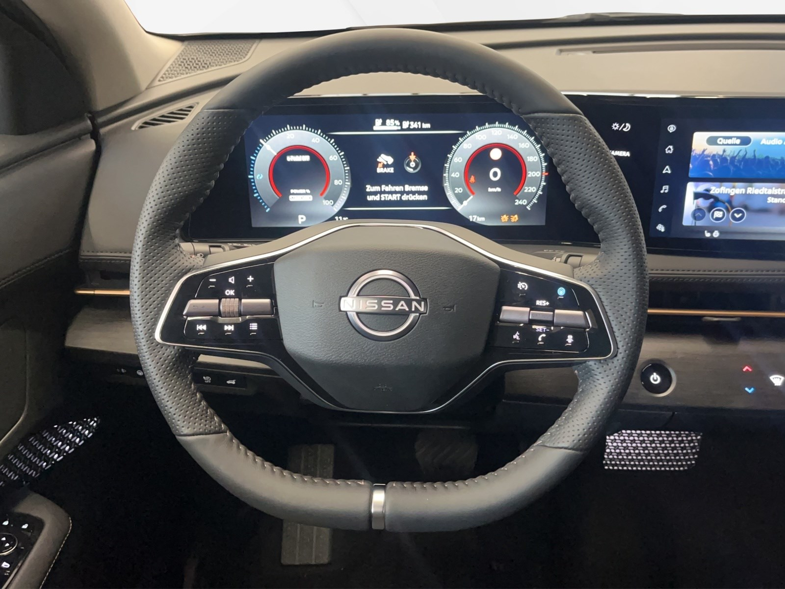 NISSAN Ariya Advance