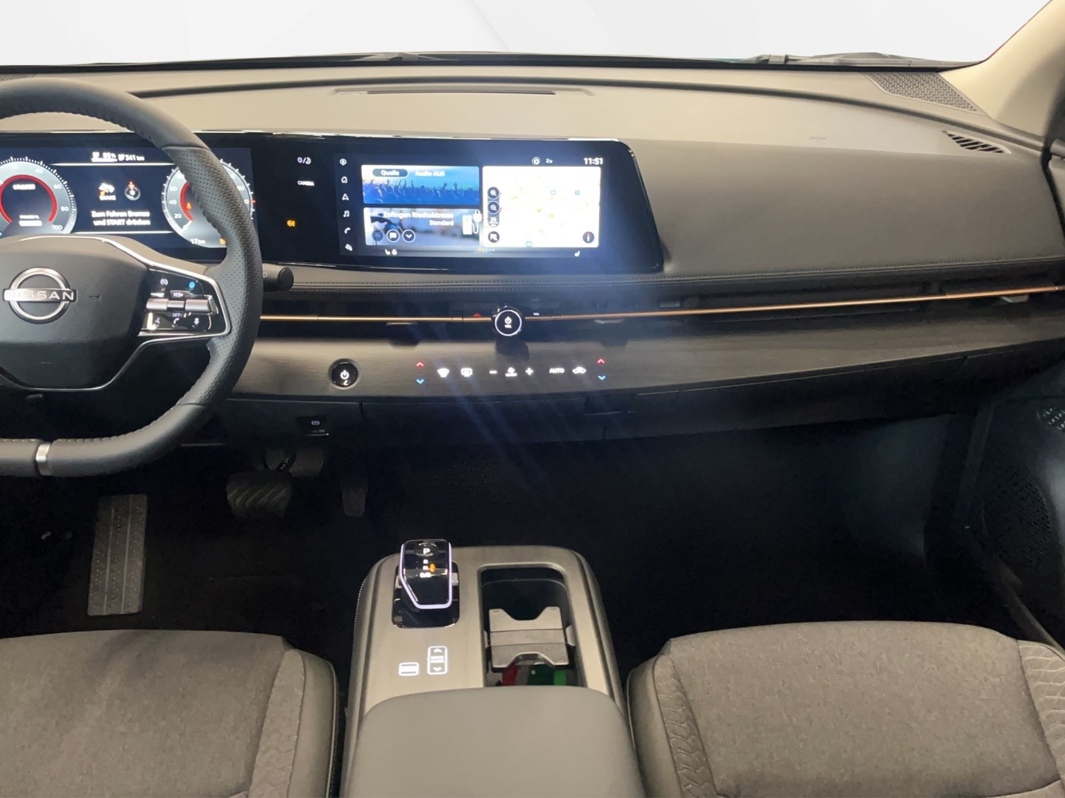 NISSAN Ariya Advance