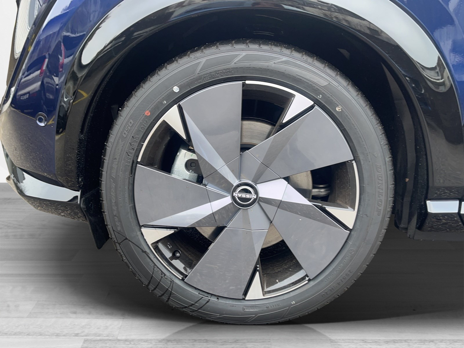 NISSAN Ariya Evolve e-4orce