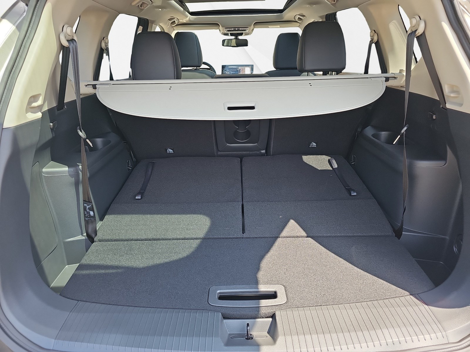 NISSAN X-Trail 1.5 VC-T Tekna+ e-4orce 7P