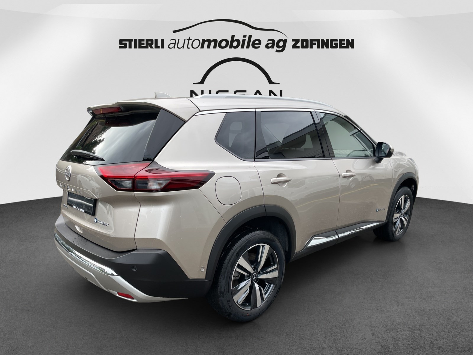NISSAN X-Trail 1.5 VC-T Tekna e-4orce 7P