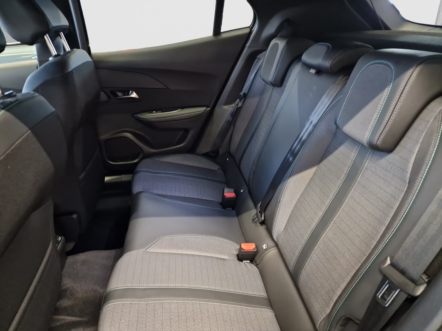 PEUGEOT 2008 e Allure
