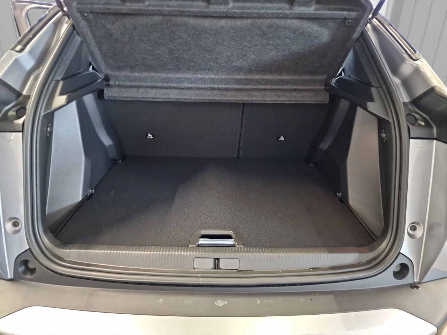 PEUGEOT 2008 e Allure