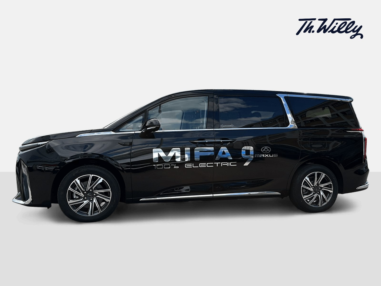 MAXUS Mifa 9 Luxury