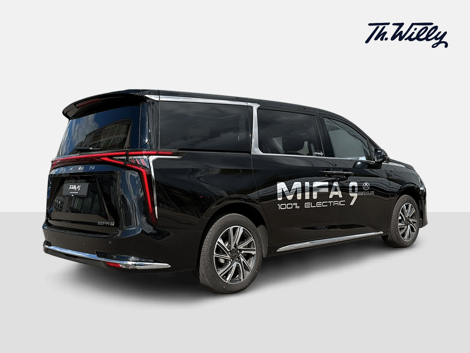 MAXUS Mifa 9 Luxury