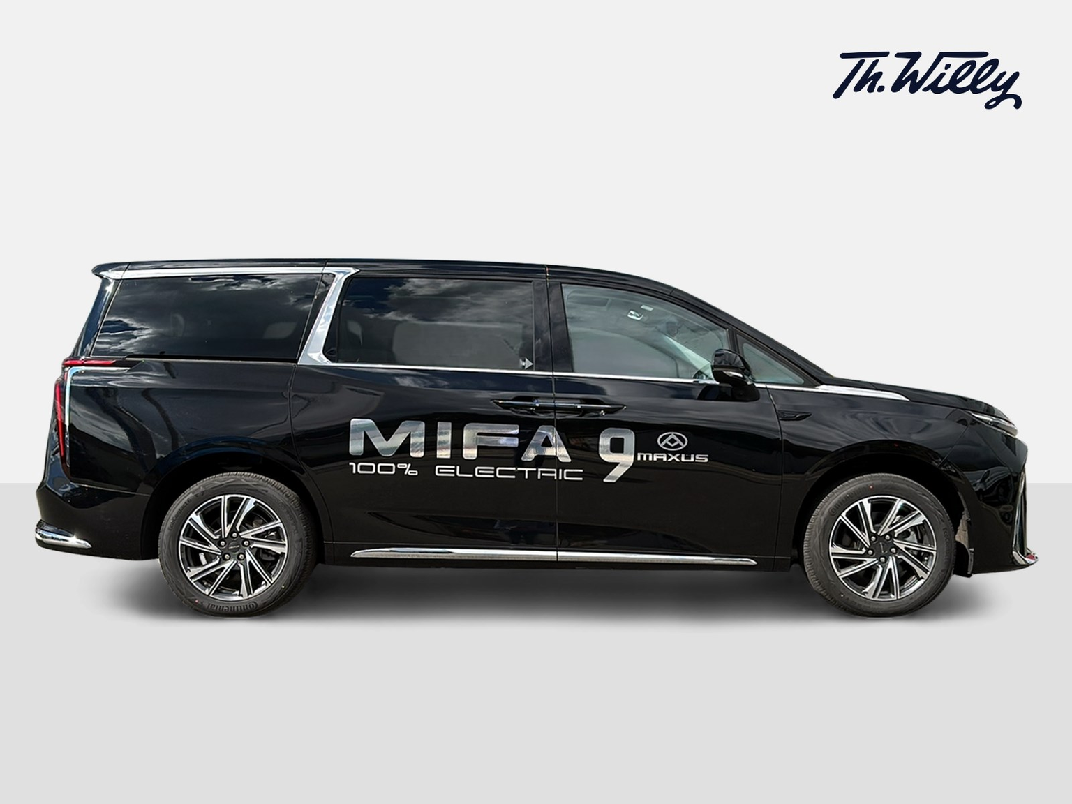 MAXUS Mifa 9 Luxury
