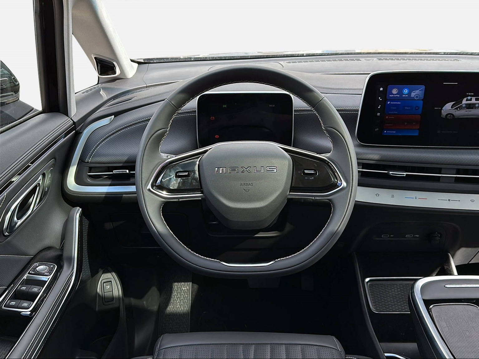 MAXUS Mifa 9 Luxury