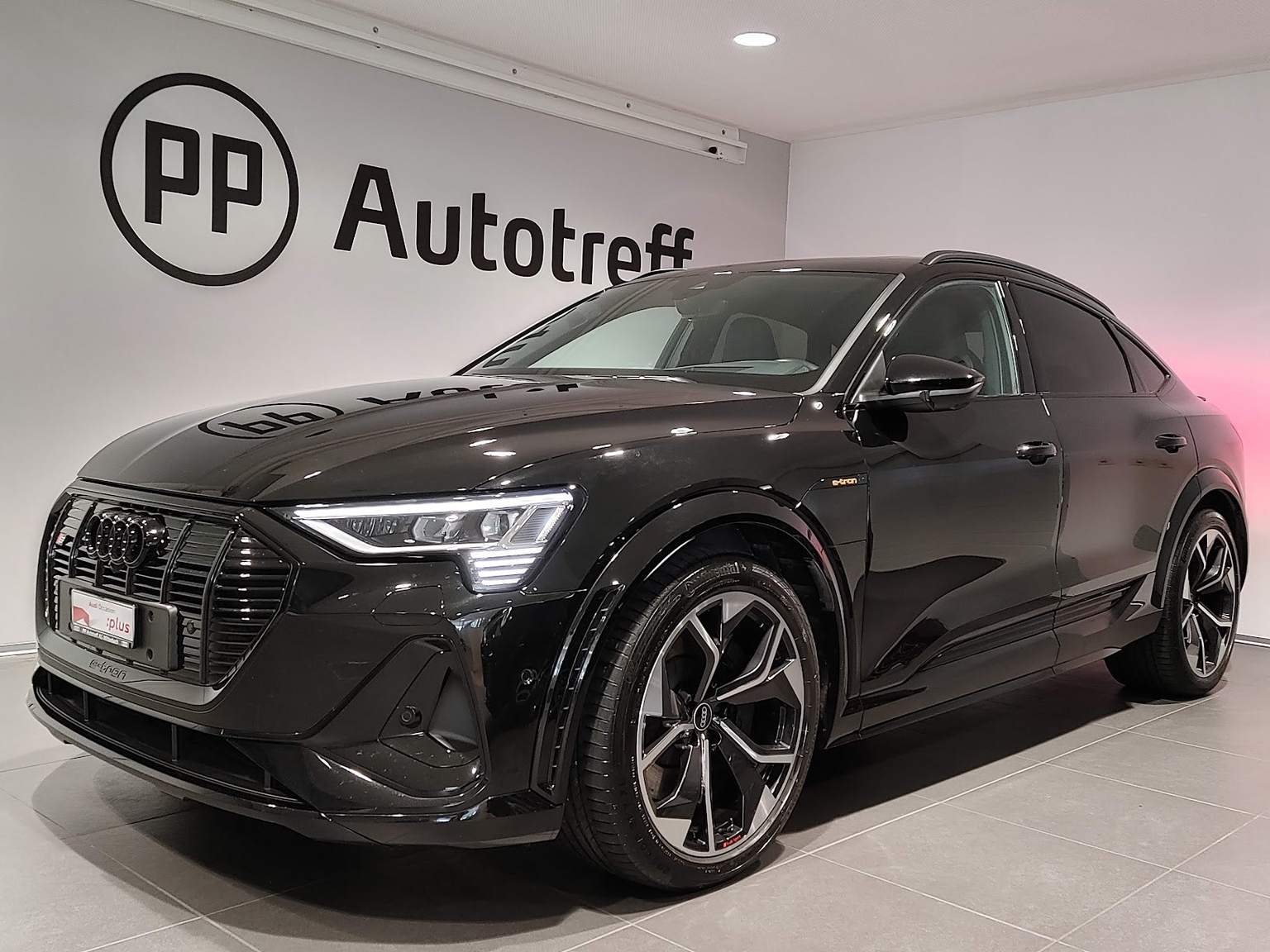 AUDI e-tron S Sportback quattro