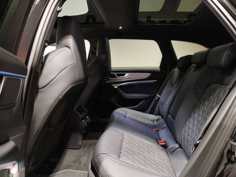 AUDI A6 Avant 55 TFSIe S line quattro S-tronic