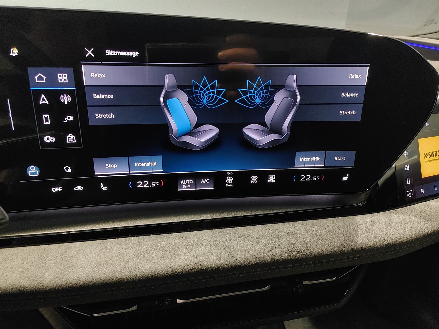 AUDI Q6 e-tron quattro