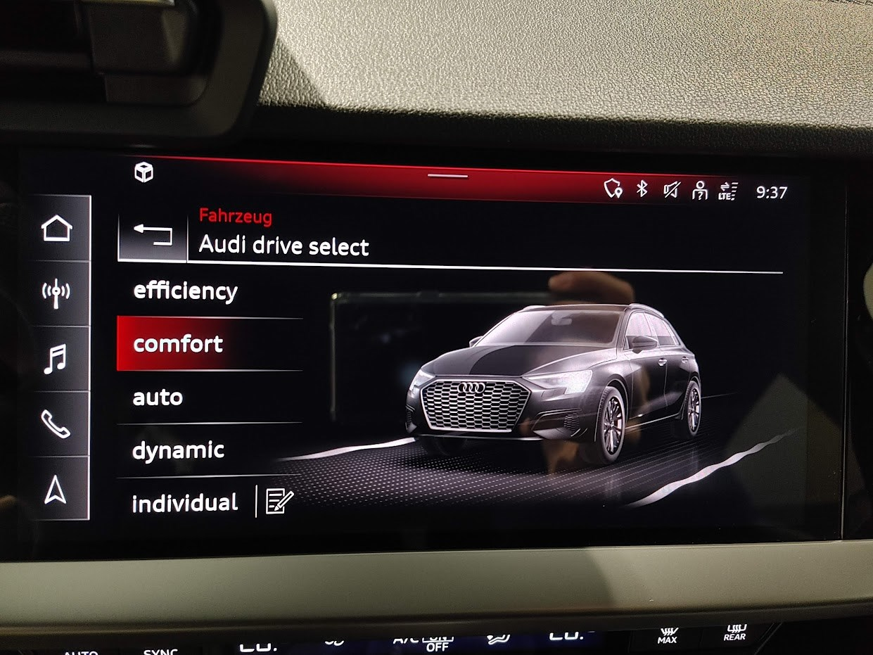 AUDI A3 Sportback 40 TFSI S line quattro