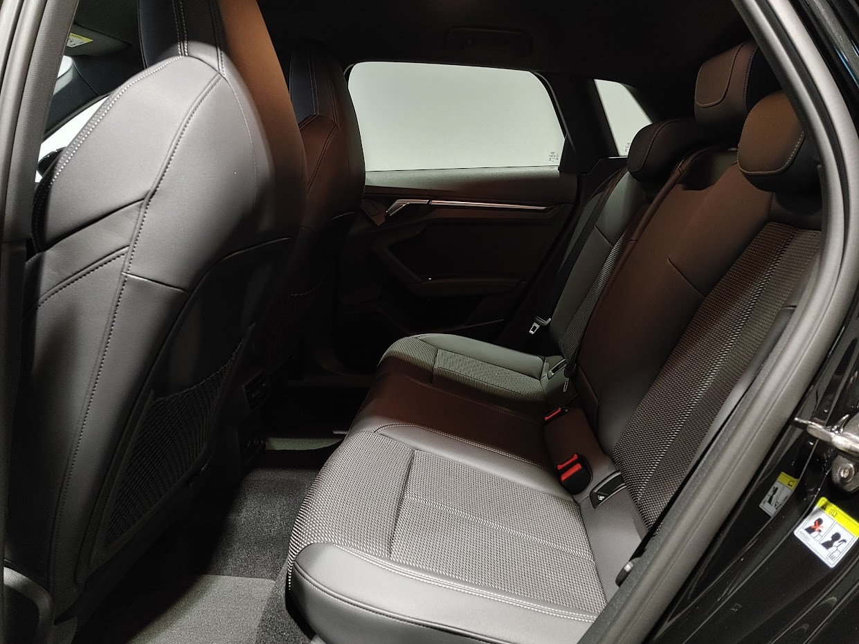 AUDI A3 Sportback 40 TFSI S line quattro