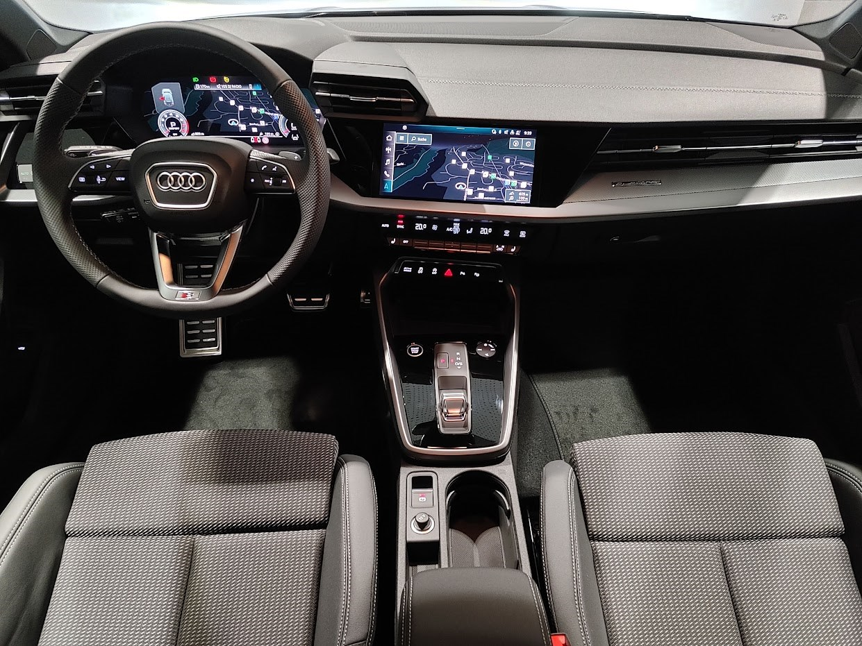 AUDI A3 Sportback 40 TFSI S line quattro
