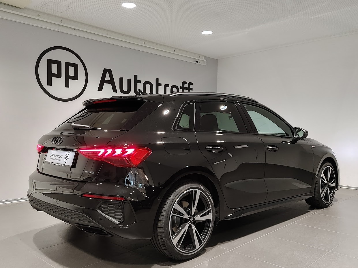 AUDI A3 Sportback 40 TFSI S line quattro