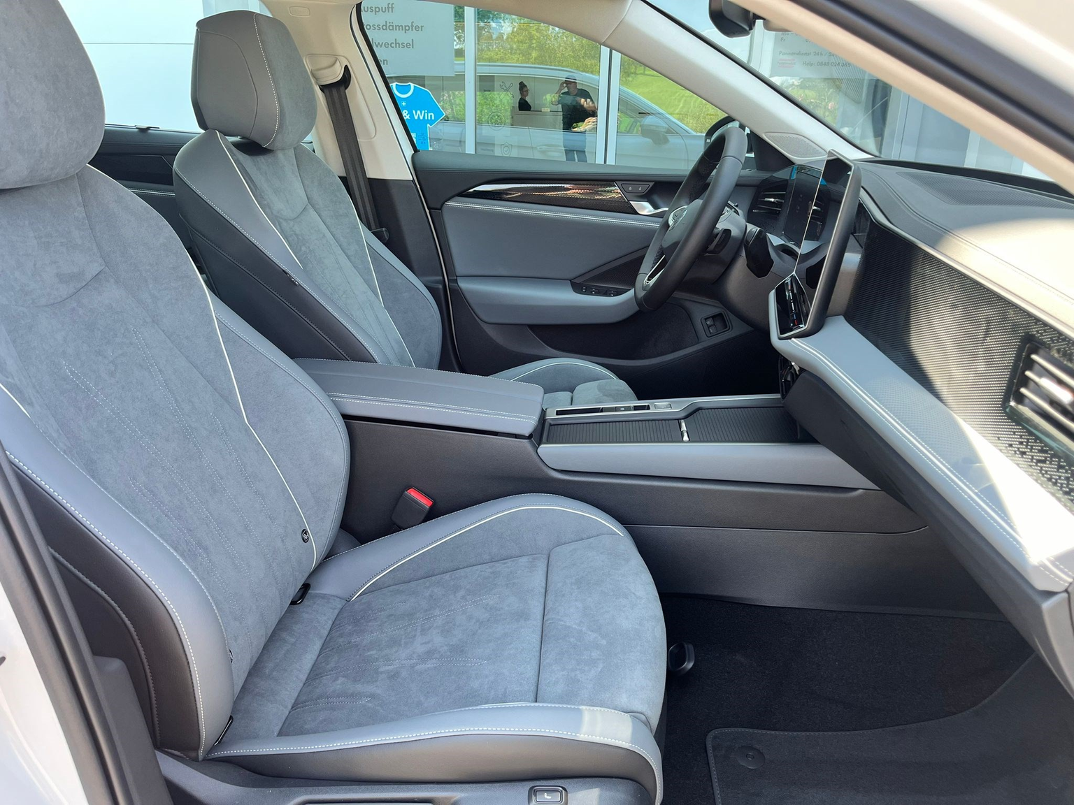 VW Passat Variant 1.5 TSI evo2 Plug-In- Hybrid Business DSG
