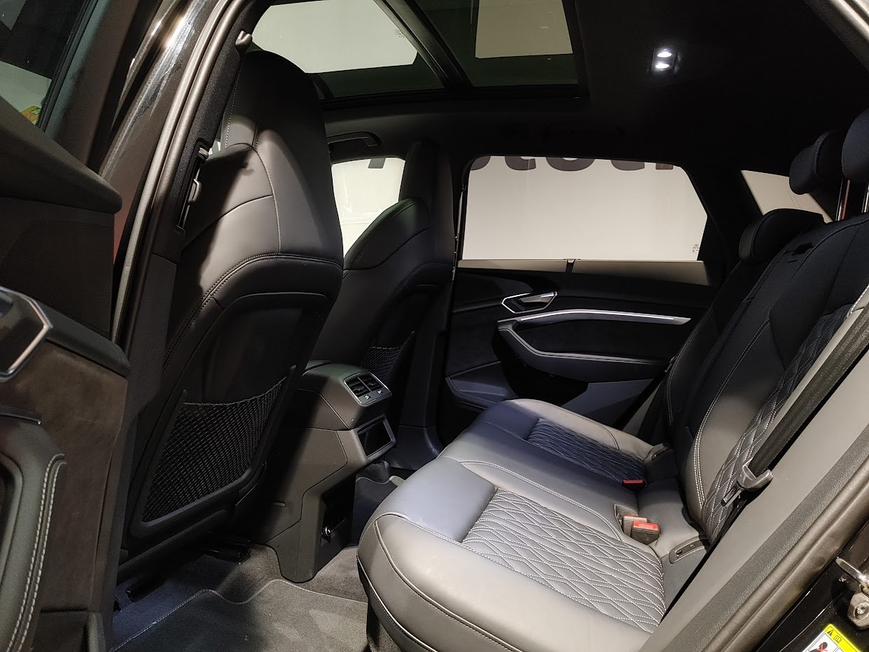 AUDI e-tron 55 S Line quattro