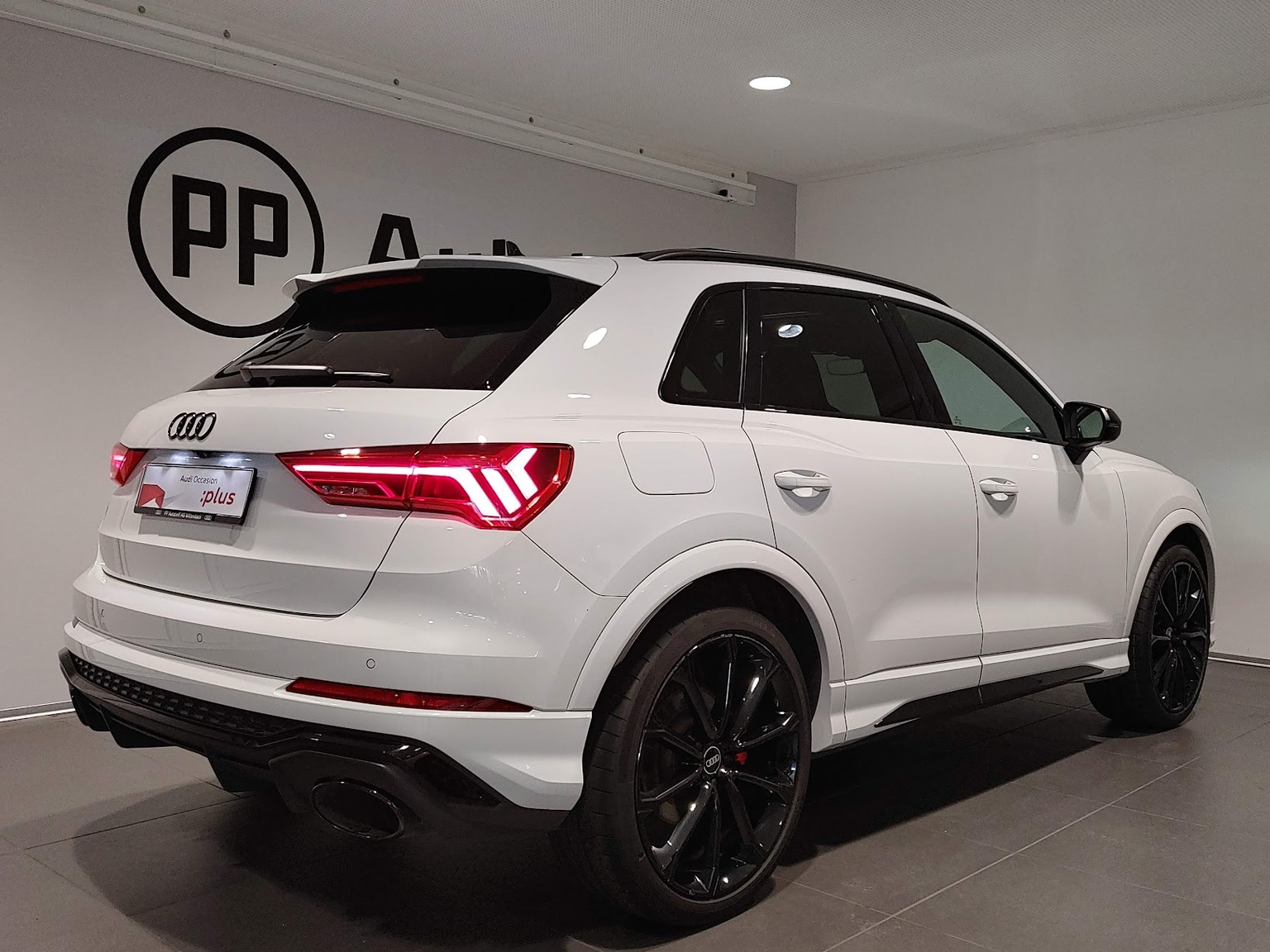 AUDI RS Q3 2.5 TFSI quattro S tronic