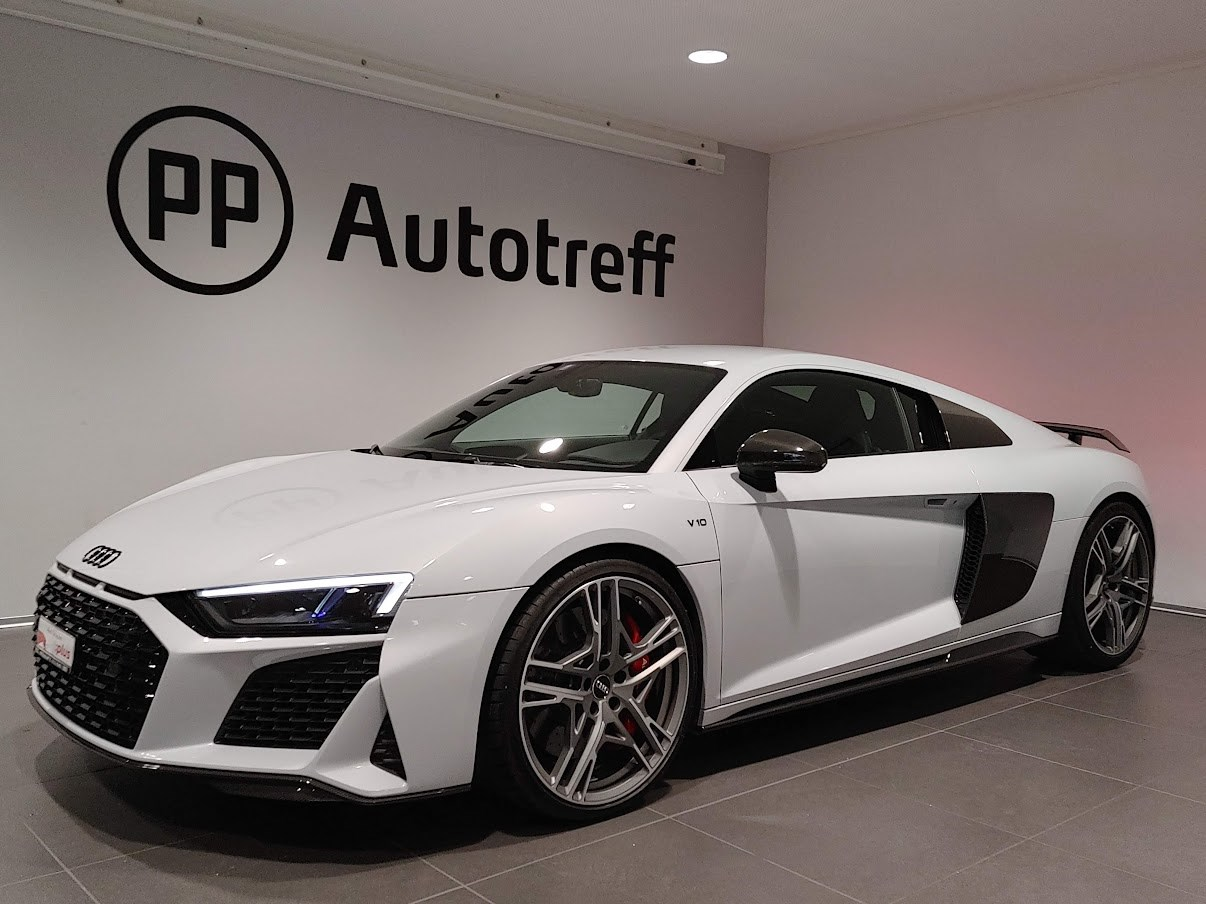 AUDI R8 Coupé performance S-Tronic