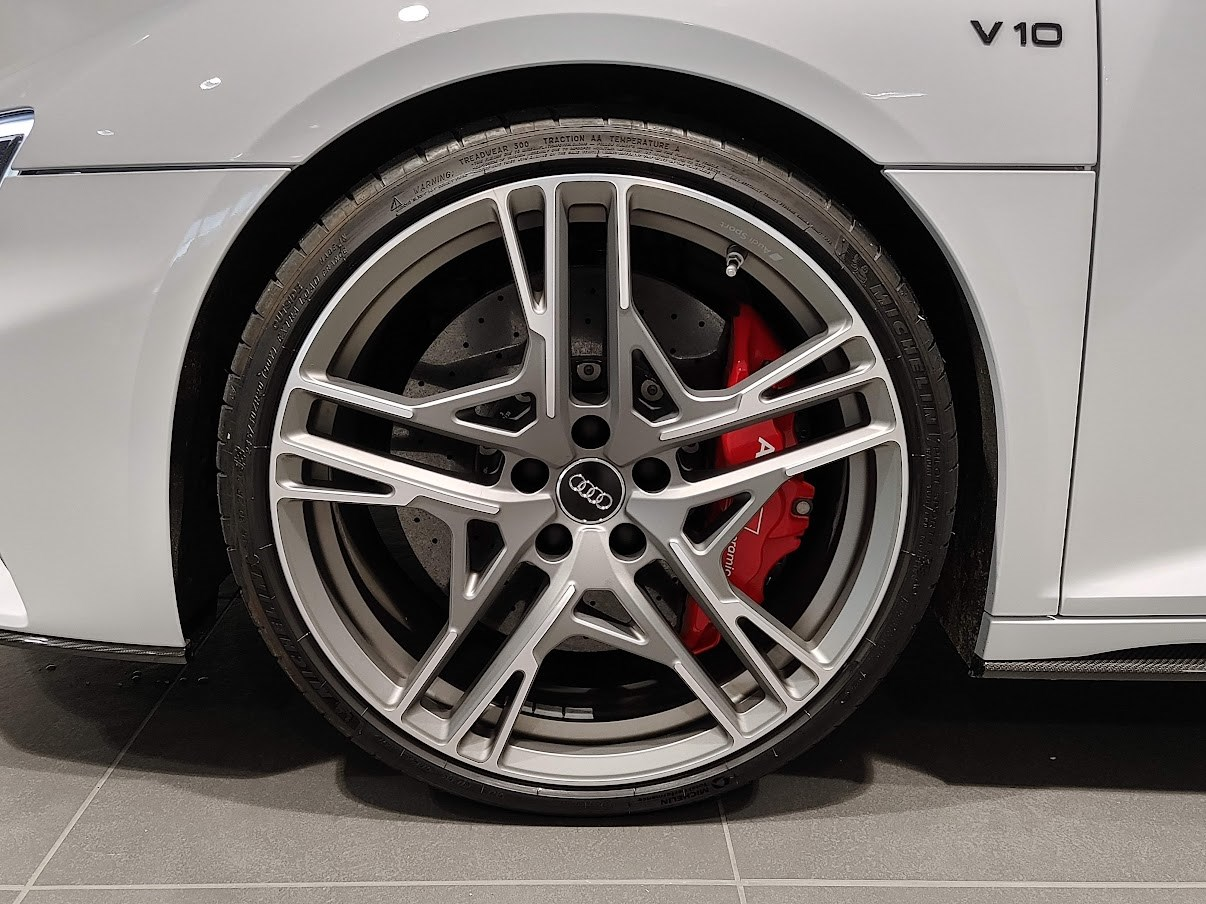 AUDI R8 Coupé performance S-Tronic