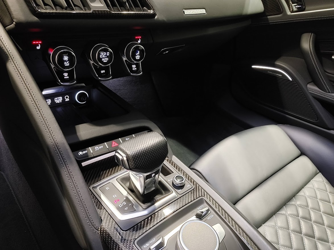 AUDI R8 Coupé performance S-Tronic