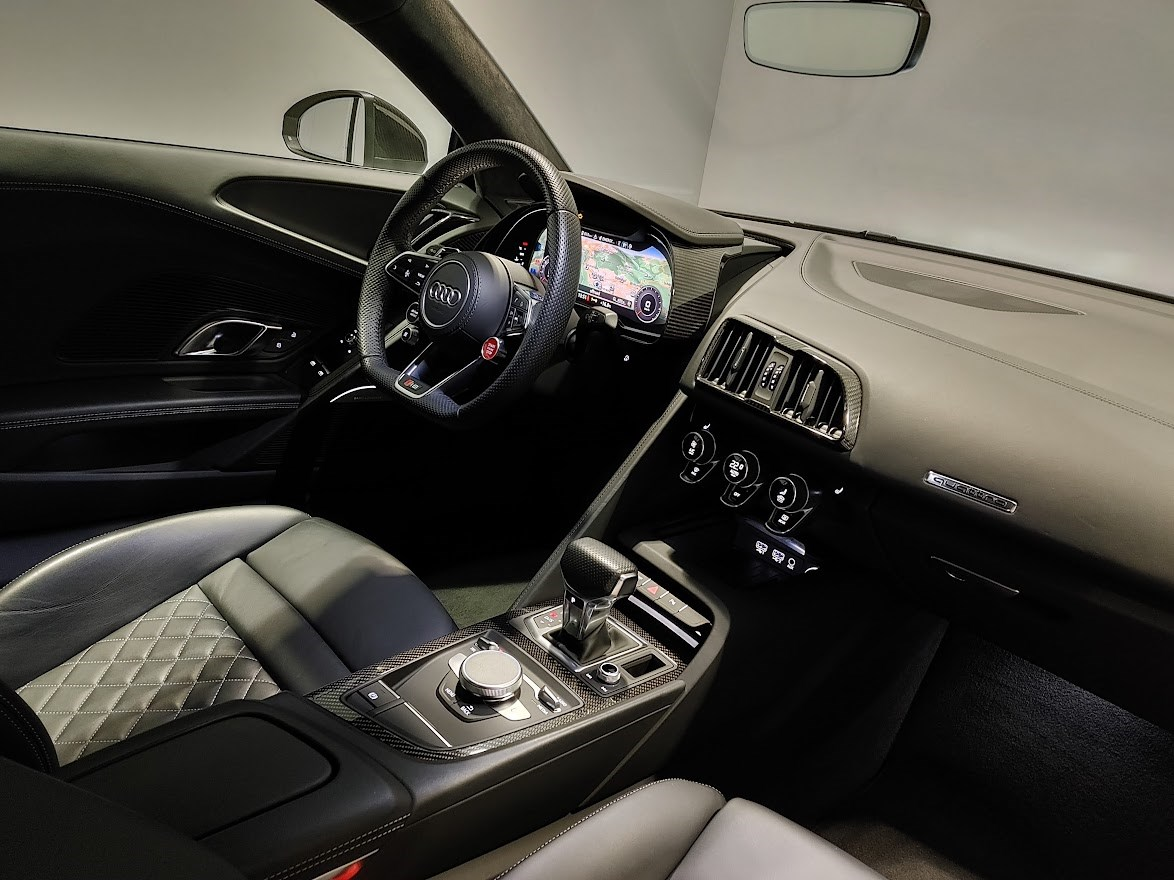 AUDI R8 Coupé performance S-Tronic