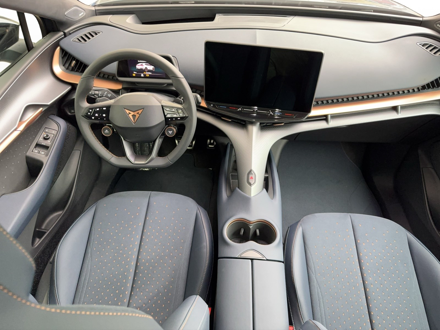 CUPRA Tavascan Adrenaline