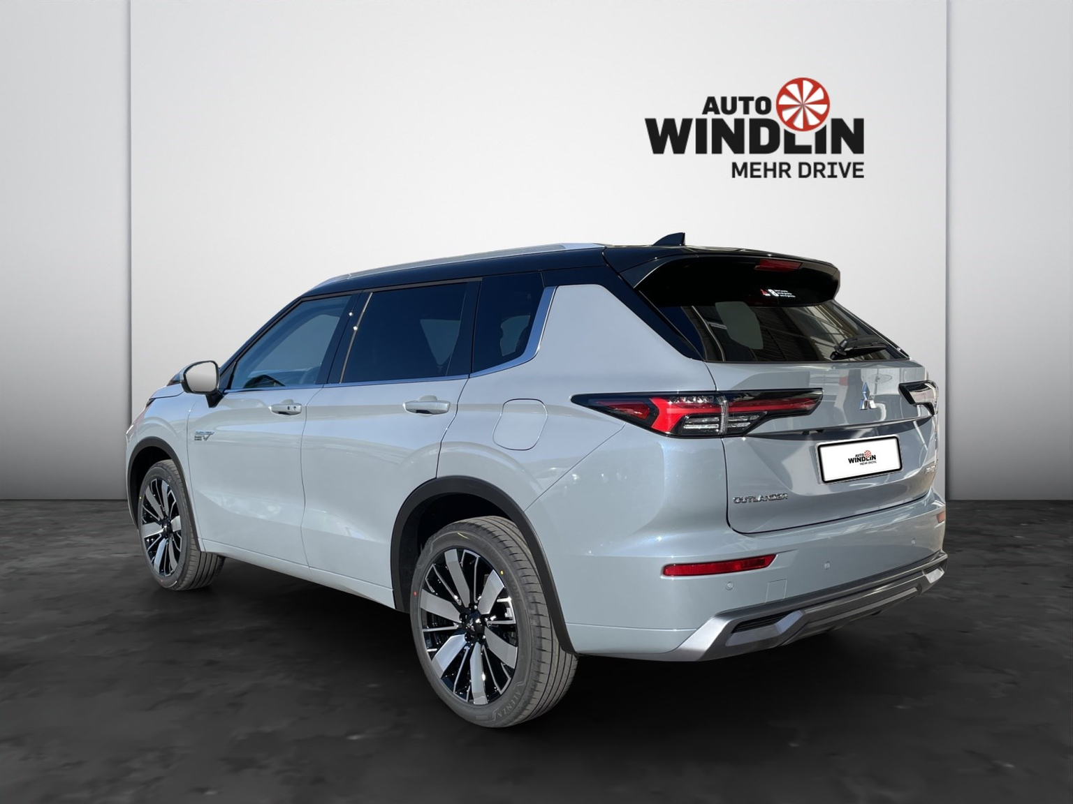 MITSUBISHI Outlander 2.4 PHEV Instyle 4x4