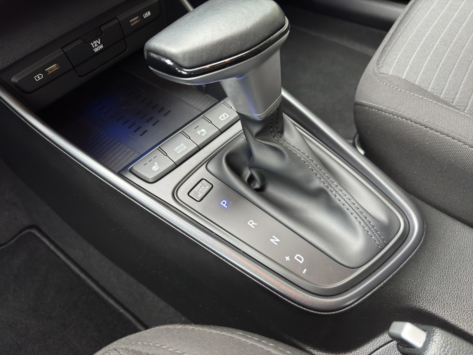 HYUNDAI i20 1.0 T-GDi Amplia