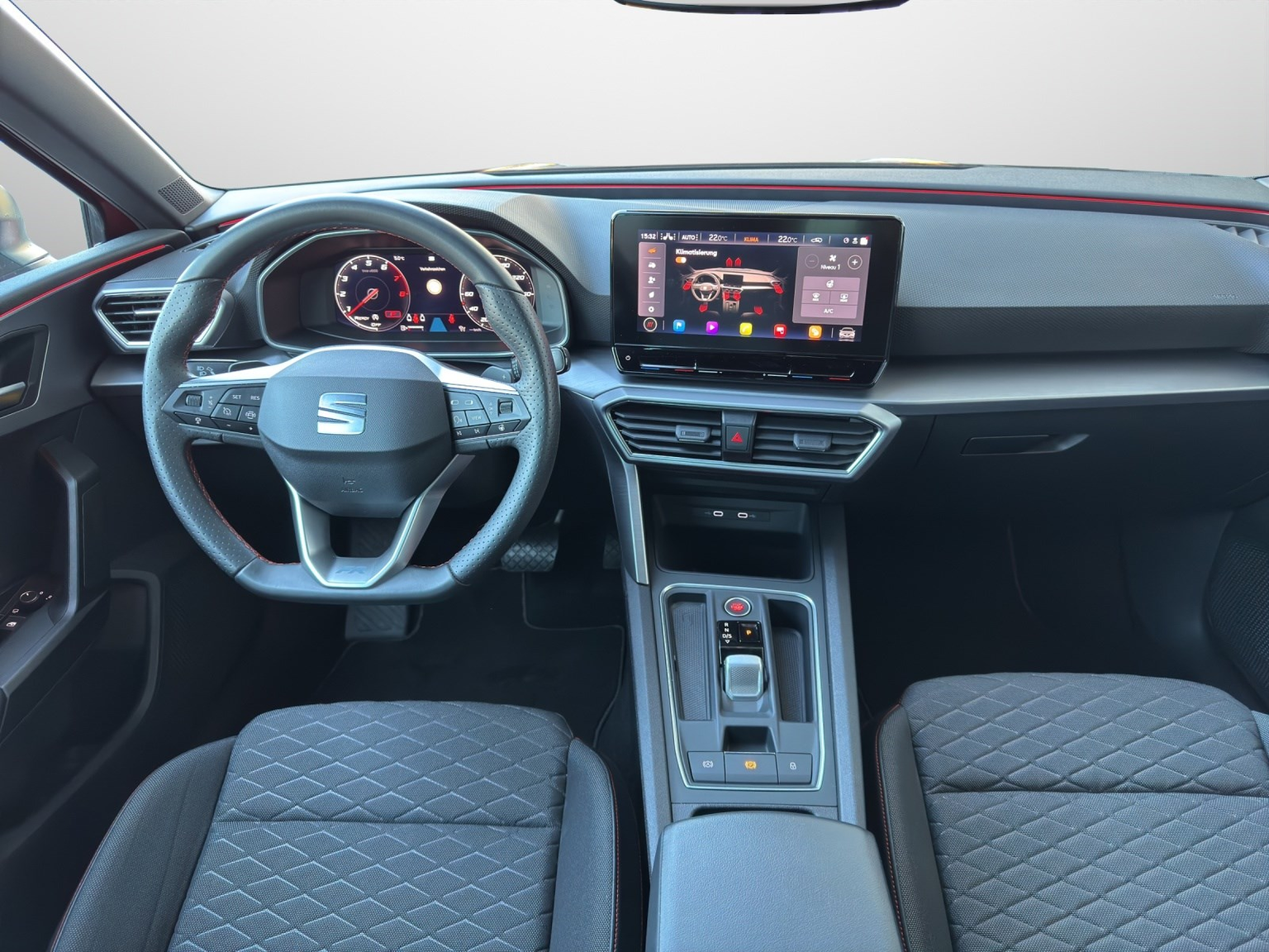 SEAT Leon 1.5 eTSI 150 FR DSG