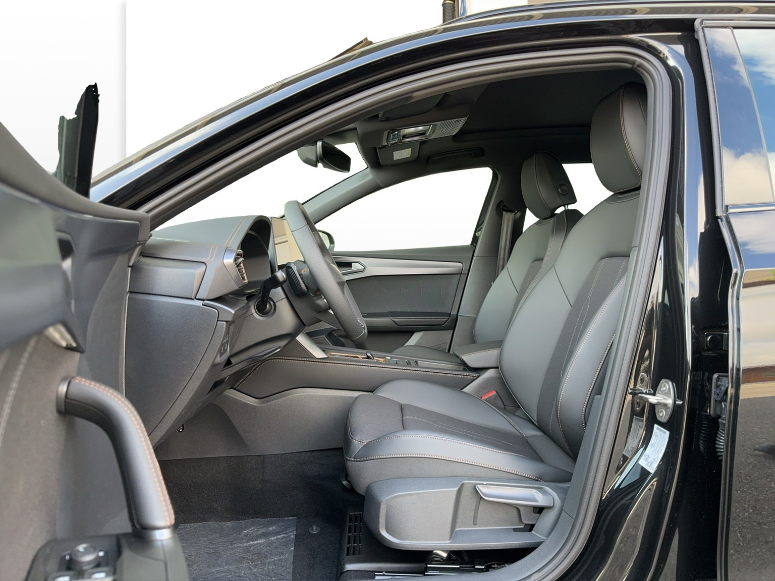 CUPRA Leon ST 1.5 eTSI DSG