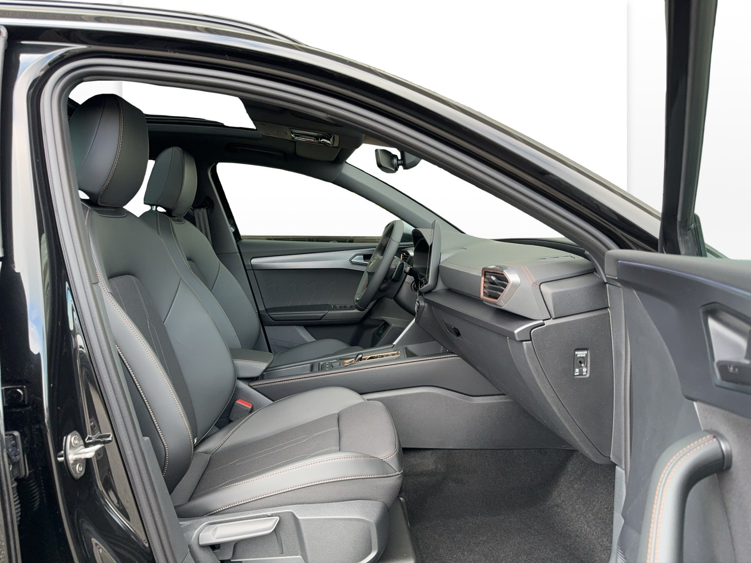 CUPRA Leon ST 1.5 eTSI DSG