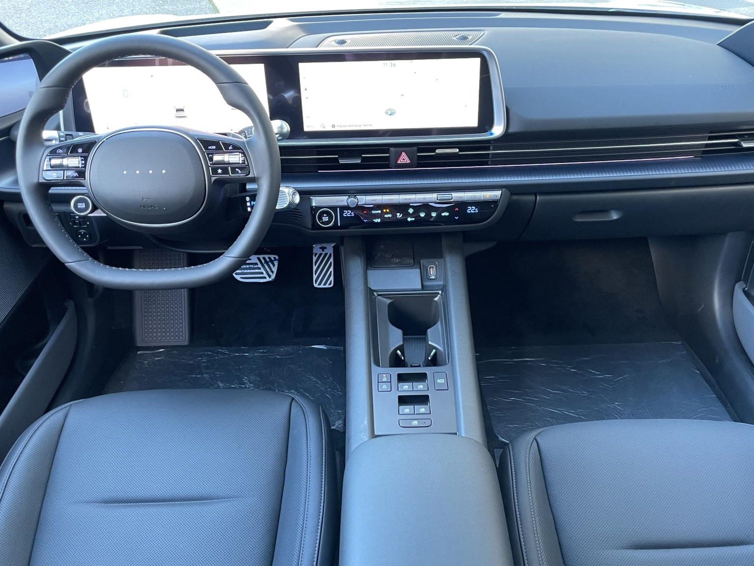 HYUNDAI Ioniq 6 Launch Edition 4WD 77.4kWh