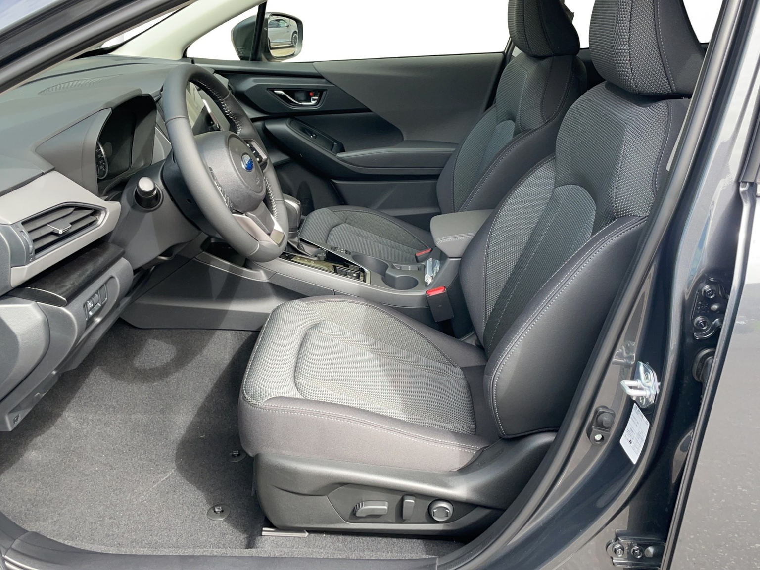 SUBARU Crosstrek 2.0i e-Boxer Swiss Plus