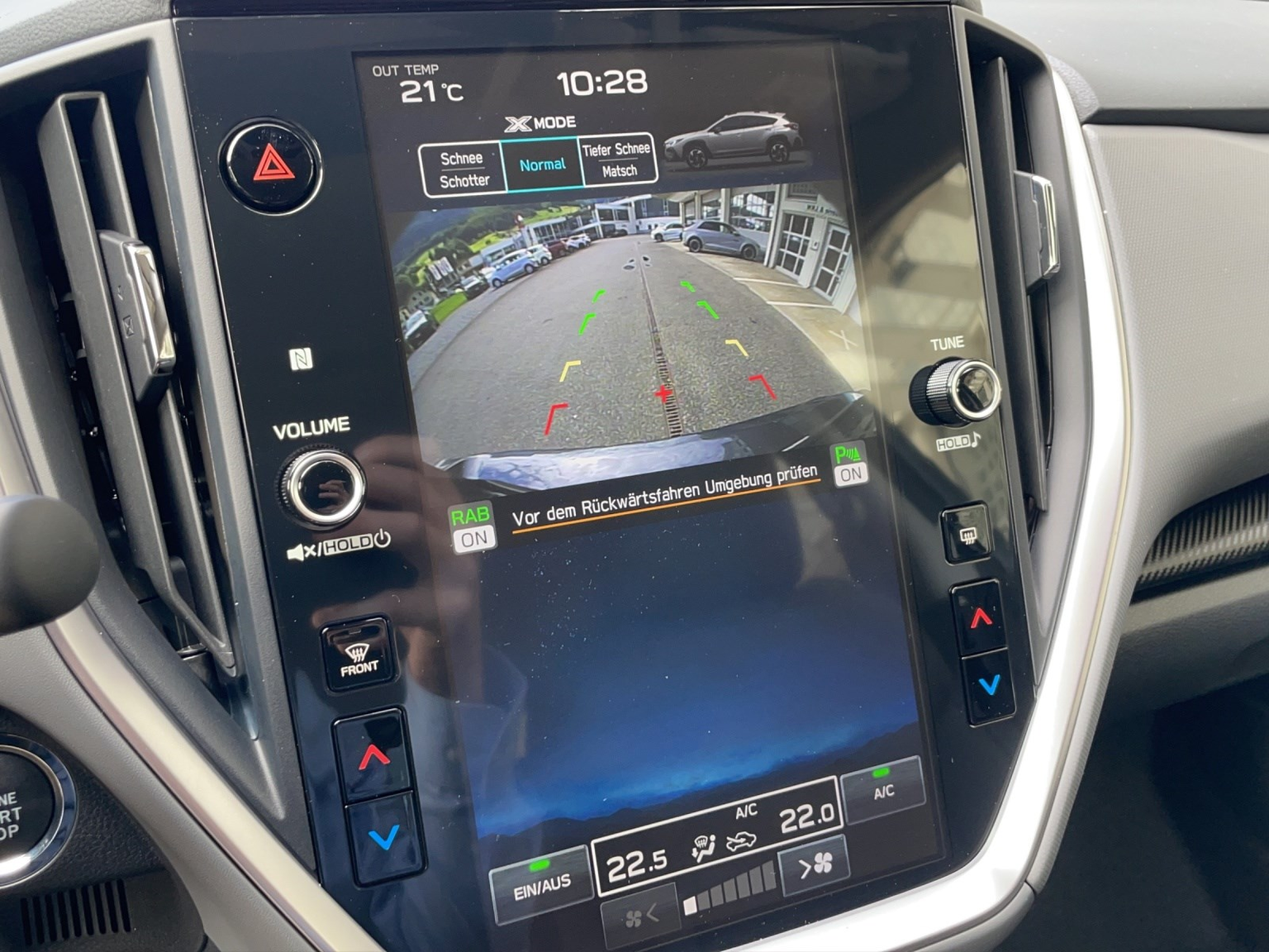 SUBARU Crosstrek 2.0i e-Boxer Swiss Plus