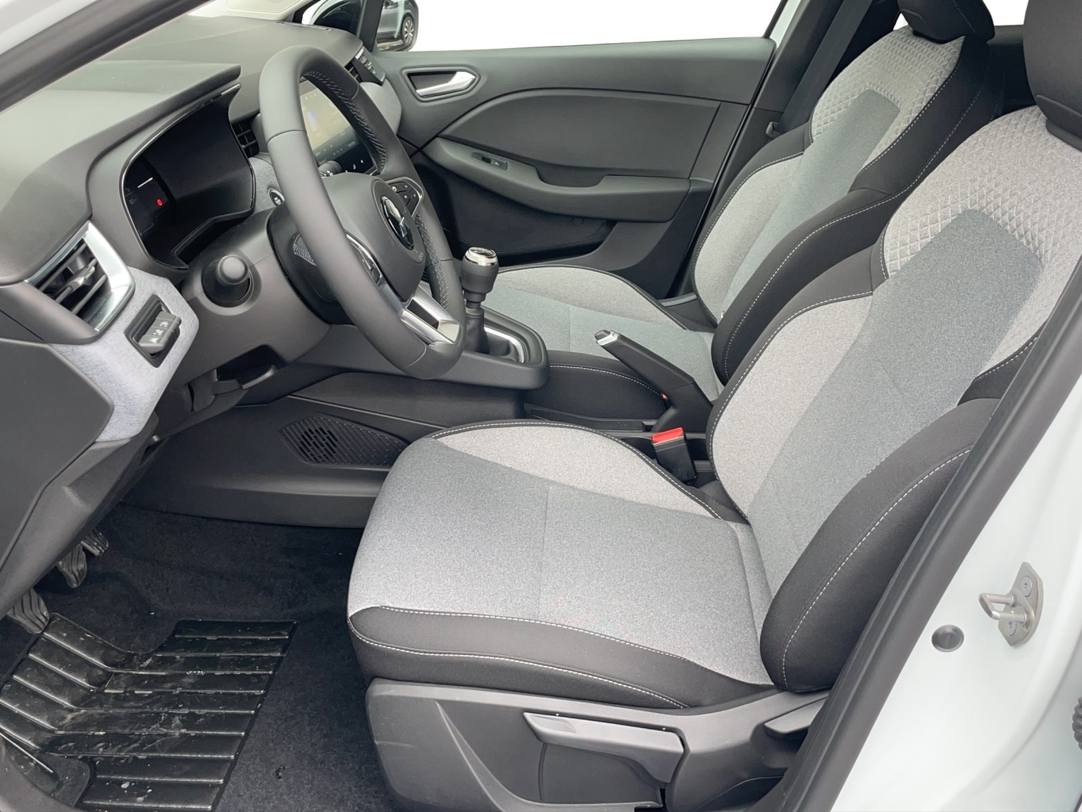 MITSUBISHI Colt 1.0 Invite+