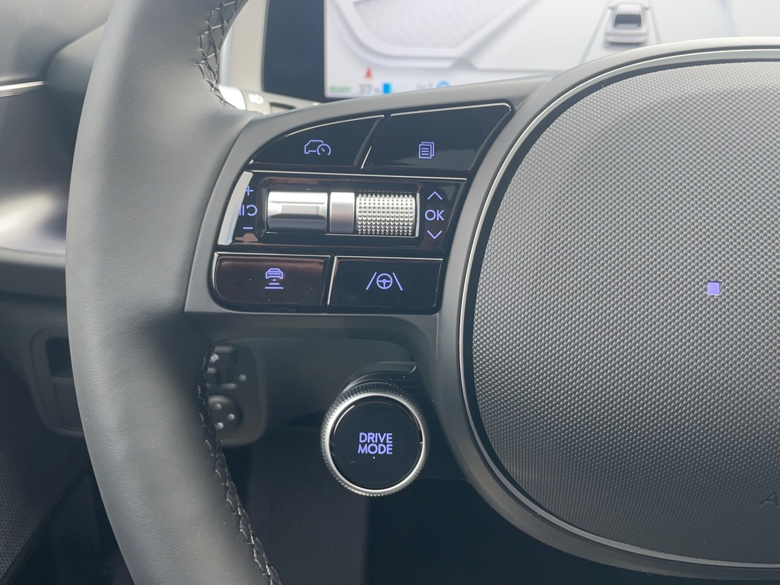 HYUNDAI Ioniq 6 Launch Edition 4WD 77.4kWh