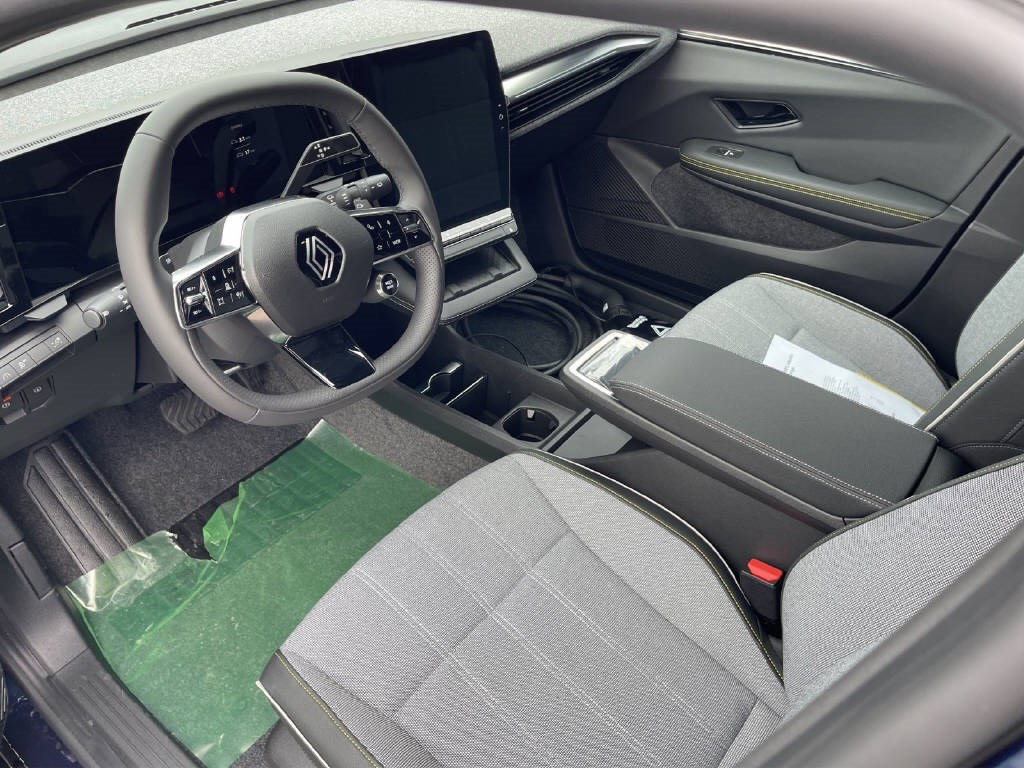 RENAULT Megane E-Tech 100% electric techno 220 PS Comfort Range