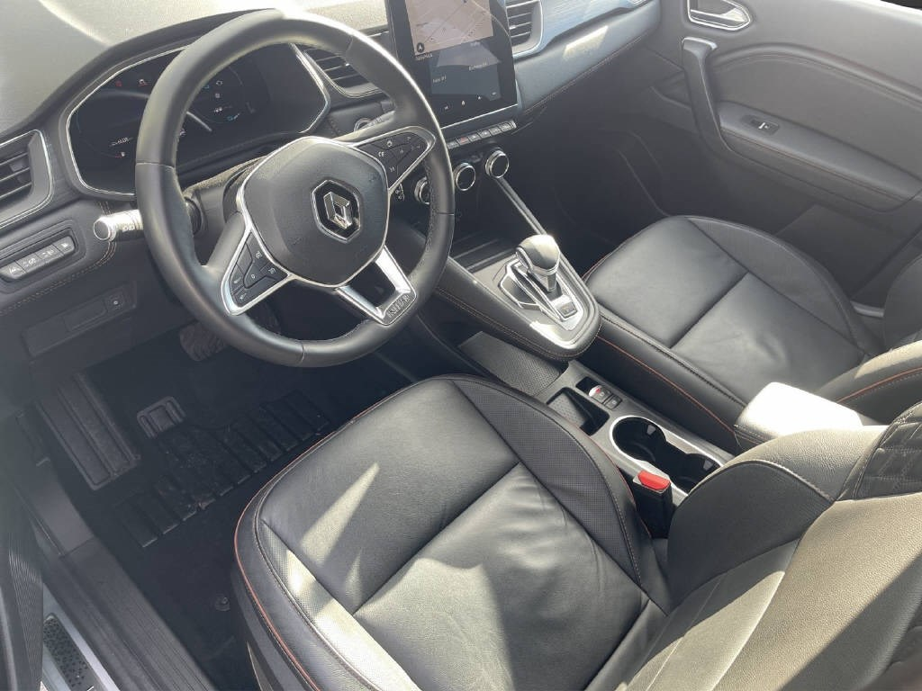 RENAULT Captur 1.6 E-Tech Plug-in Initiale