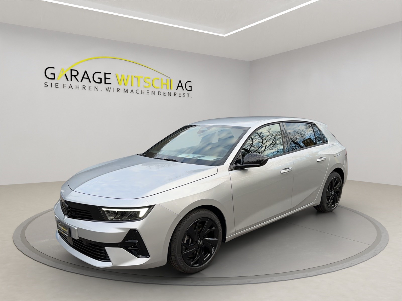 OPEL Astra L 1.6 Turbo PHEV Swiss Plus HYBRID