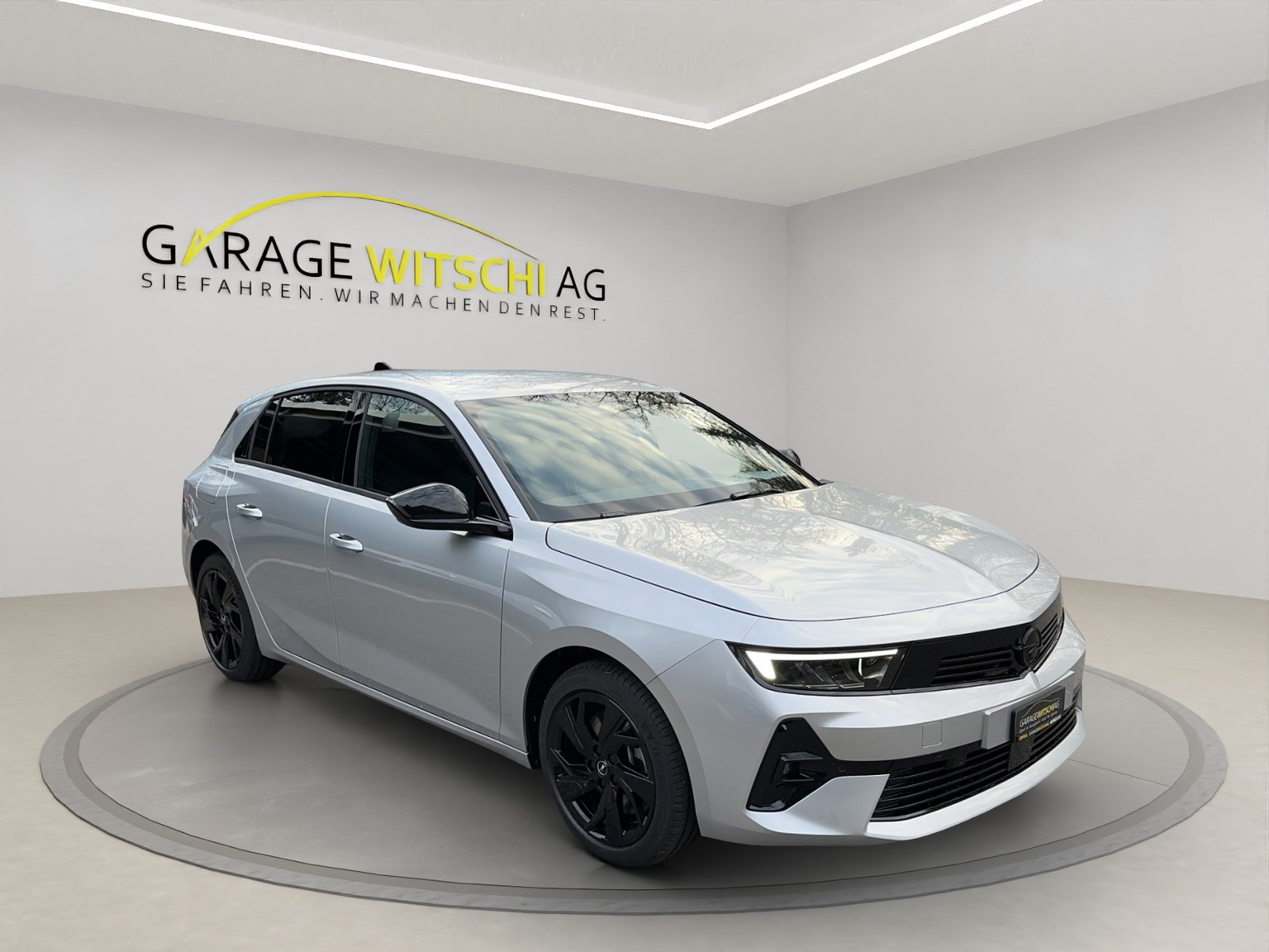OPEL Astra L 1.6 Turbo PHEV Swiss Plus HYBRID